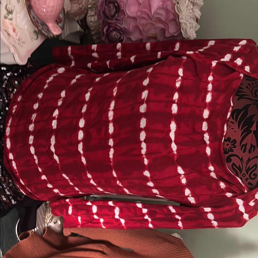 Red Long Sleeve Fitted Sweatshirt with Ribbed Details